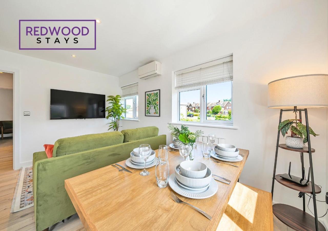 Modern Serviced Apartments For Contractors & Families With Free Parking, Wifi & Netflix By Redwood Stays باسينغستوك المظهر الخارجي الصورة