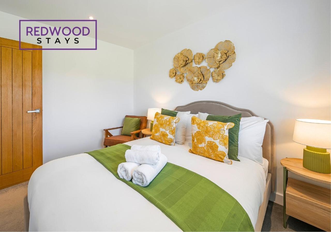 Modern Serviced Apartments For Contractors & Families With Free Parking, Wifi & Netflix By Redwood Stays باسينغستوك المظهر الخارجي الصورة